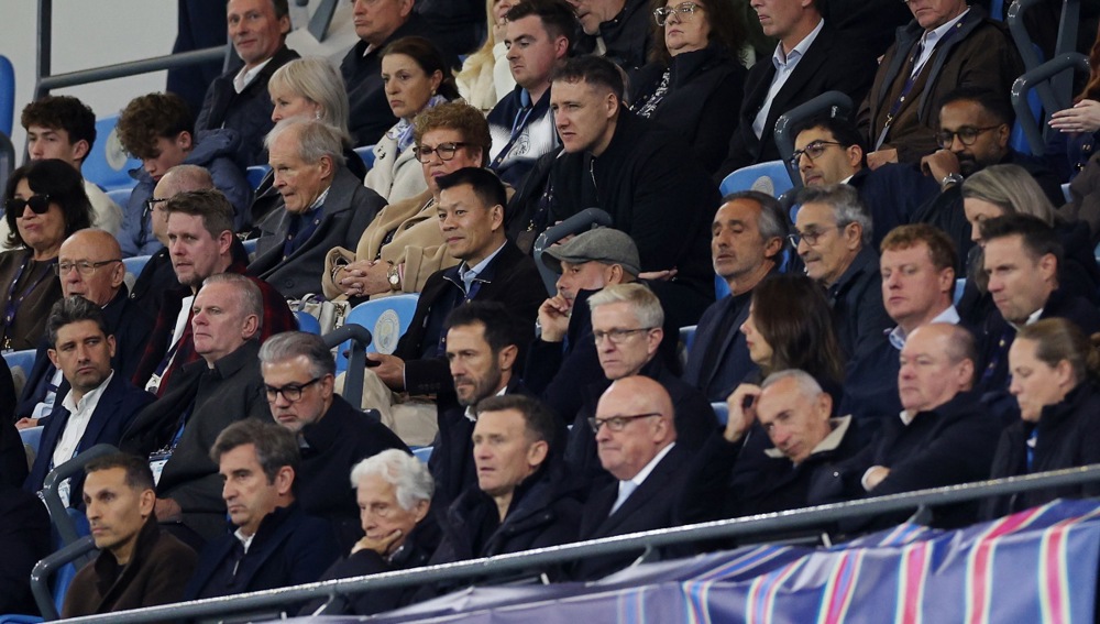 Ảnh bài viết Pep Guardiola chết lặng nhìn PSG vùi dập Man City