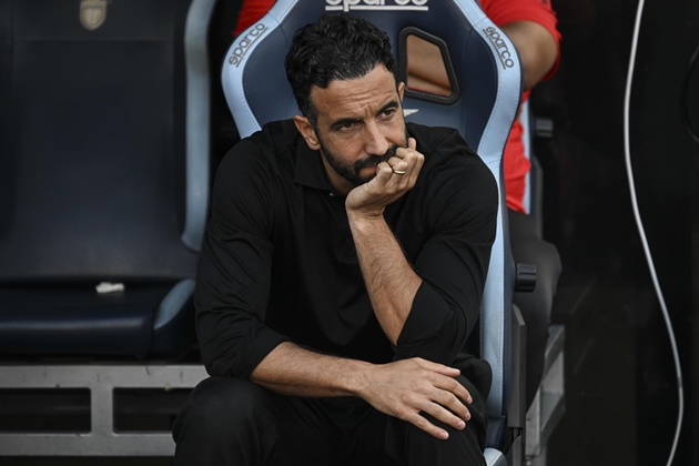 Ruben Amorim gửi lời cảnh báo AC Milan sau trận thắng Salzburg. Ảnh: EPA/RICCARDO ANTIMIANI