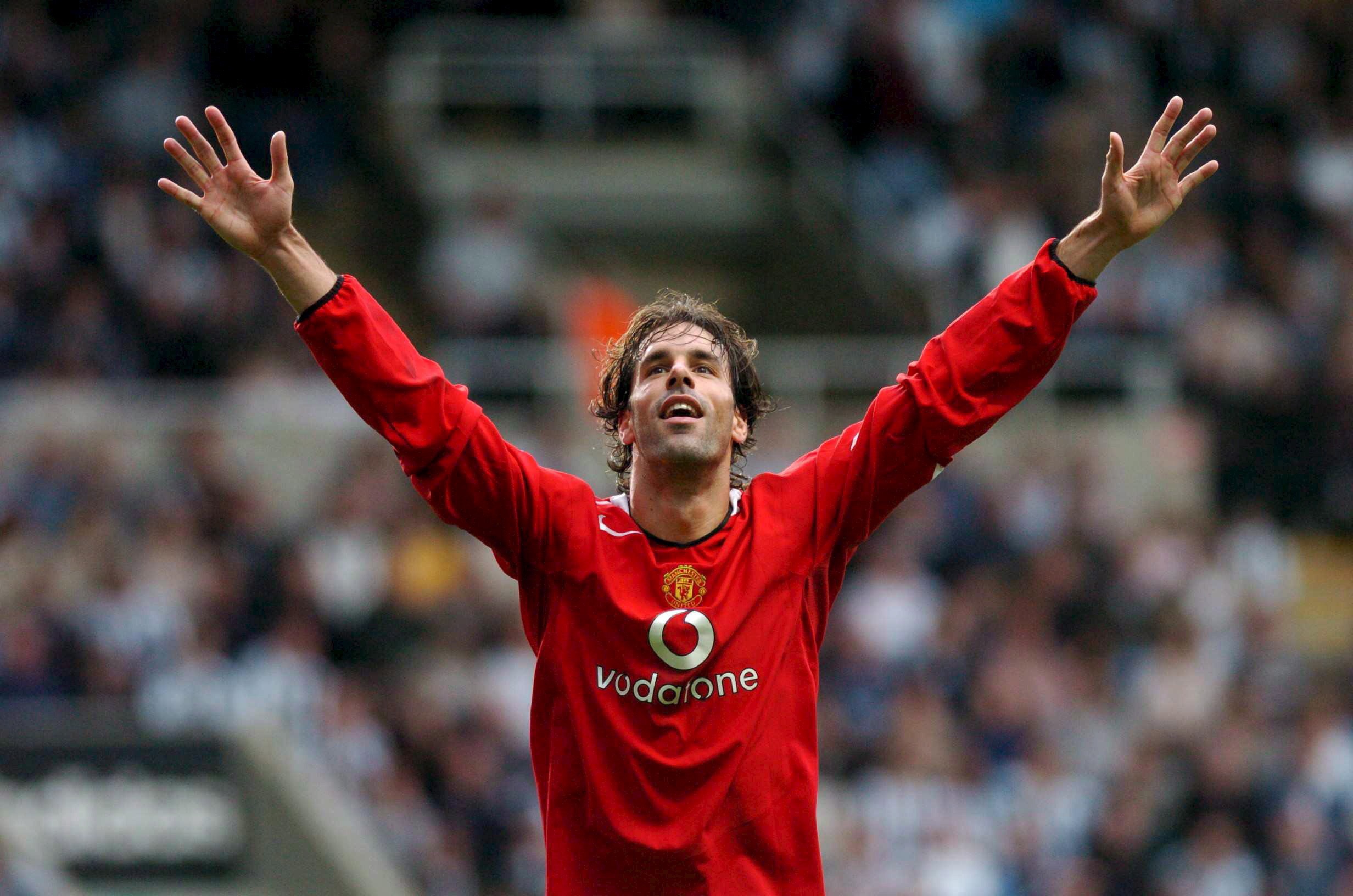 Số 10 Hà Lan để lại dấu ấn khó phai tại Old Trafford. Ảnh: (Ảnh: EPA Images)
