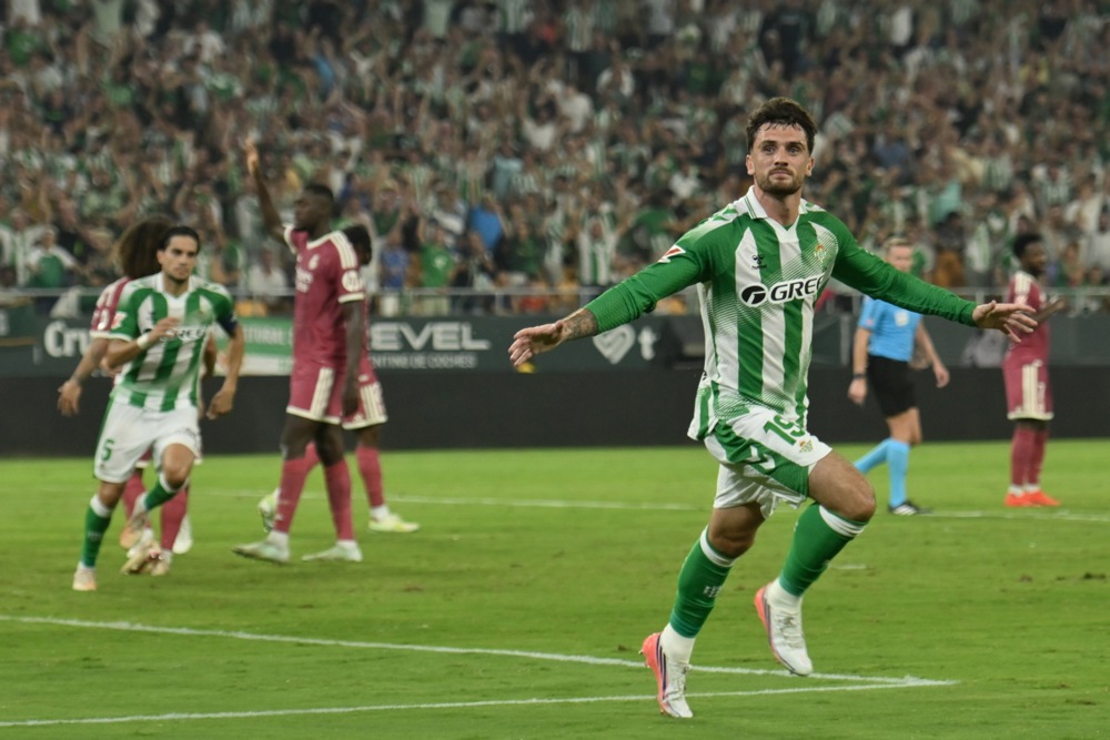 Ảnh bài viết Man United 'xem giò' tiền đạo 80 triệu euro của Real Betis