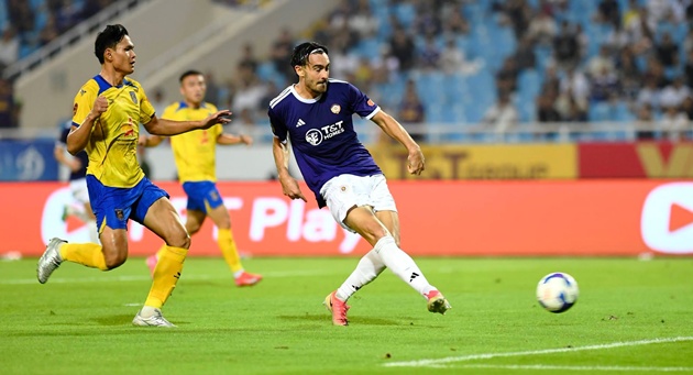 Jung Andrew Patrick l&agrave; t&acirc;n binh hiếm hoi tỏa s&aacute;ng cho H&agrave; Nội FC. (Ảnh: Hanoi Football Club)