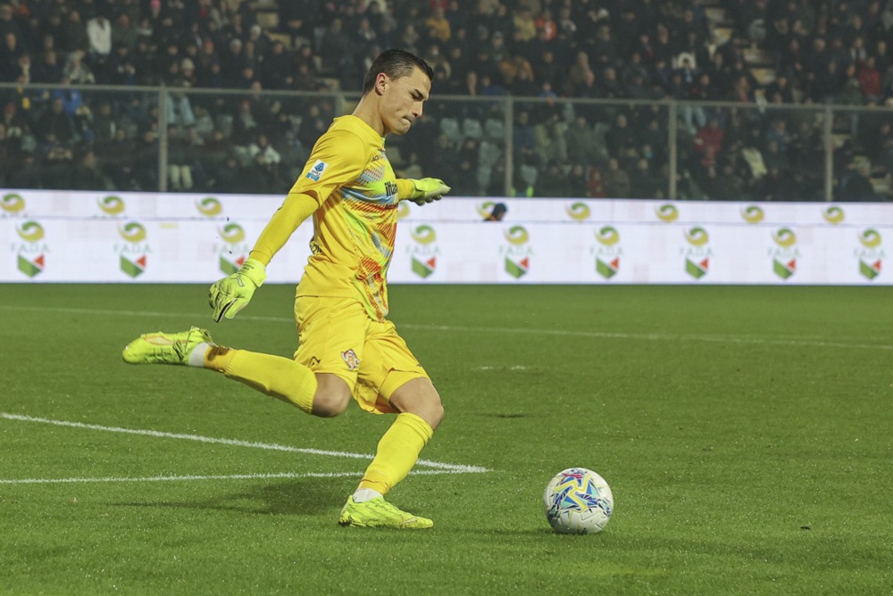 Ảnh bài viết Thủ môn Indonesia chỉ ra sự khác biệt giữa Juventus và Inter Milan