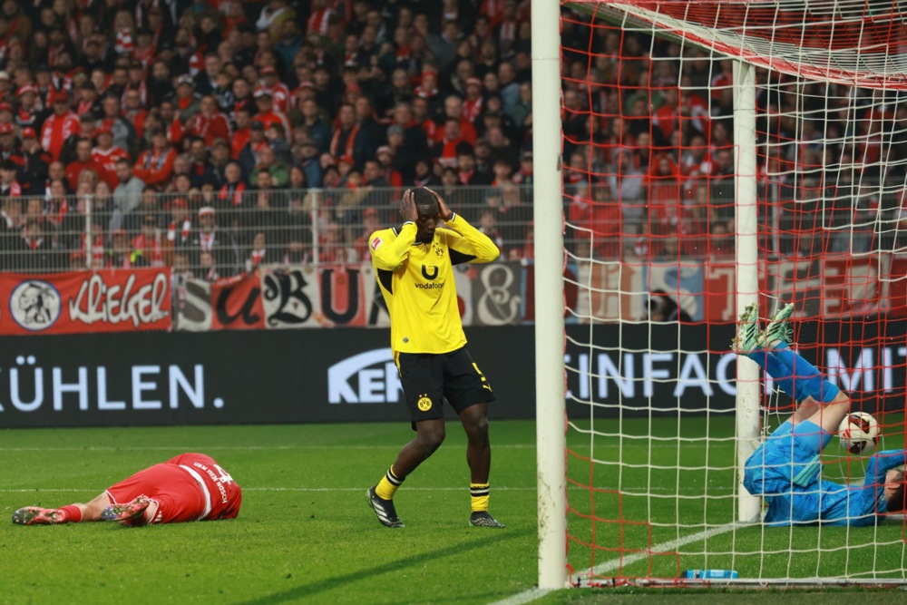 Ảnh bài viết Phung phí cơ hội trước Union Berlin, Dortmund có nguy cơ mất ngôi đầu