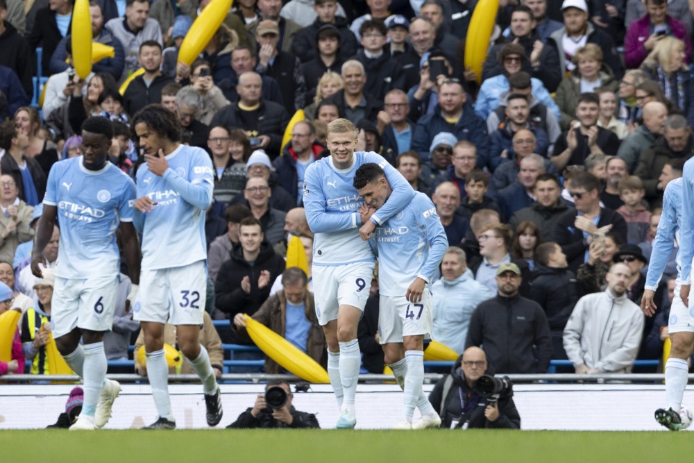 Manchester City là đội duy nhất ở Ngoại hạng Anh hiện tại vẫn đang duy trì thành tích toàn thắng khi giành trọn vẹn 21 điểm sau 7 vòng đấu. Ảnh: EPA.