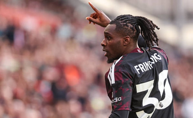 Frimpong chỉ thi đấu 6 phút trước khi gặp chấn thương. (Ảnh: Liverpool FC)