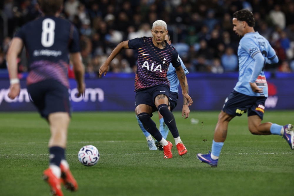 M&acirc;u thuẫn kh&oacute; h&agrave;n gắn với HLV De Zerbi, Richarlison đếm ng&agrave;y rời Spurs. Ảnh: EPA Images.