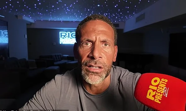 Ferdinand gây tranh luận trong cộng đồng người hâm mộ Man Utd. Ảnh: You Tube/Rio Ferdinand Presents