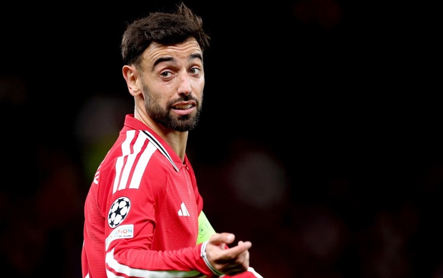 Ảnh bài viết MU sinh tử chiến với Leeds, Carrick có dám gạt bỏ Bruno Fernandes?