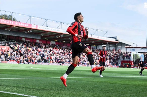 Ảnh bài viết Evanilson tỏa sáng, Bournemouth đánh bại 10 người Sunderland