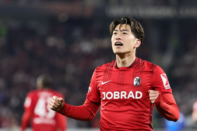 Yuito Suzuki được nhiều đội bóng lớn quan tâm. Ảnh: EPA/RONALD WITTEK