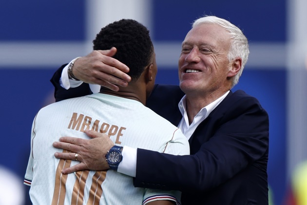 Ảnh bài viết Deschamps là chiếc chìa khóa giải phóng Mbappe tại Real?