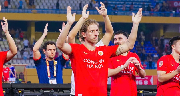 Vấn đề thể lực của CAHN đang là một dấu hỏi. (Ảnh: Công An Hà Nội FC)