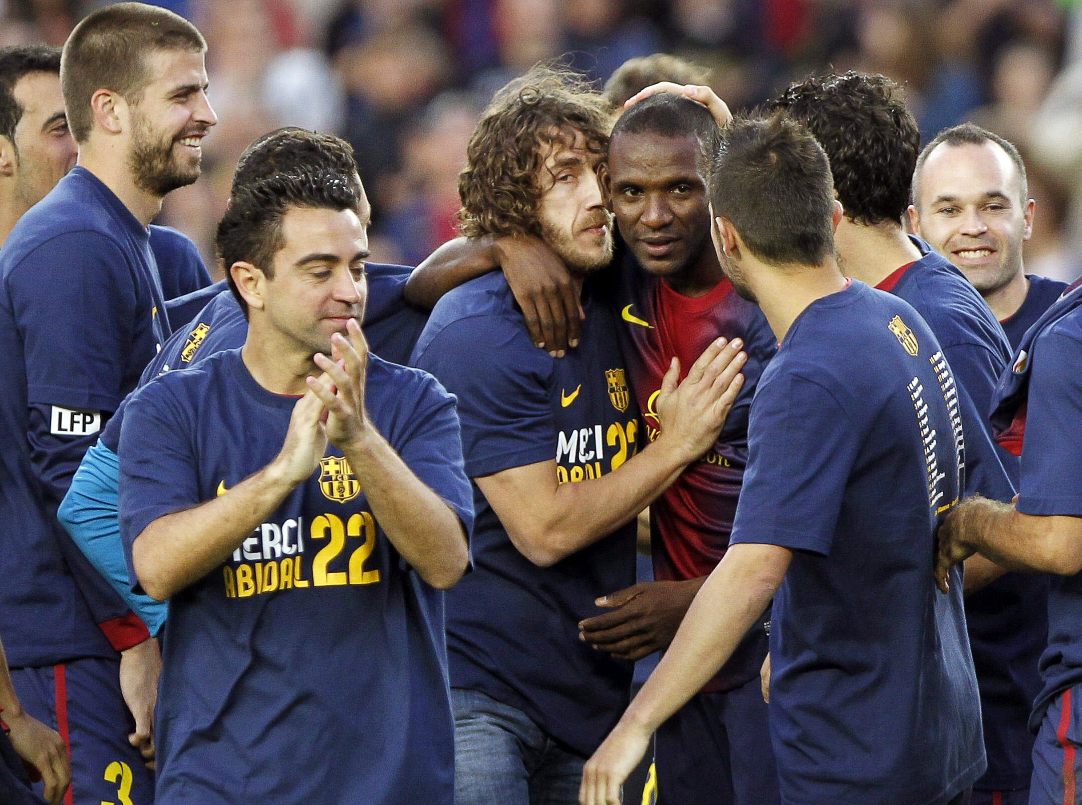 Abidal trở lại Barcelona sau hành trình hồi phục gian nan. (Ảnh: EPA Images)
