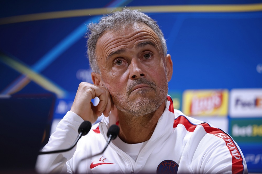 Ảnh bài viết Luis Enrique từ chối so sánh Messi và Yamal