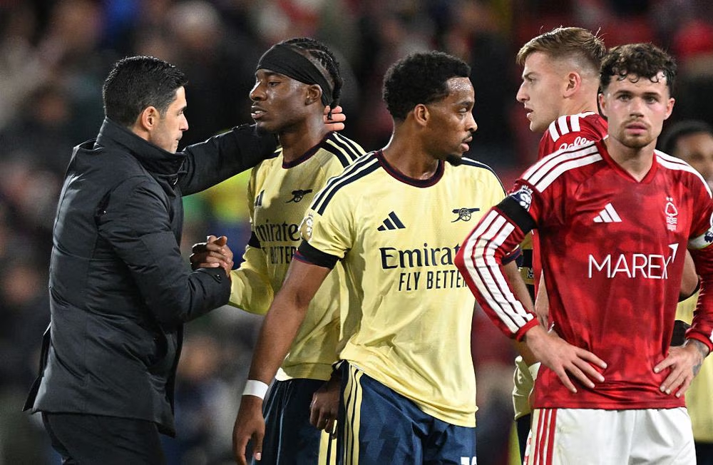 Ảnh bài viết Thắng Forest, Arsenal vẫn bị Paul Merson chê bai
