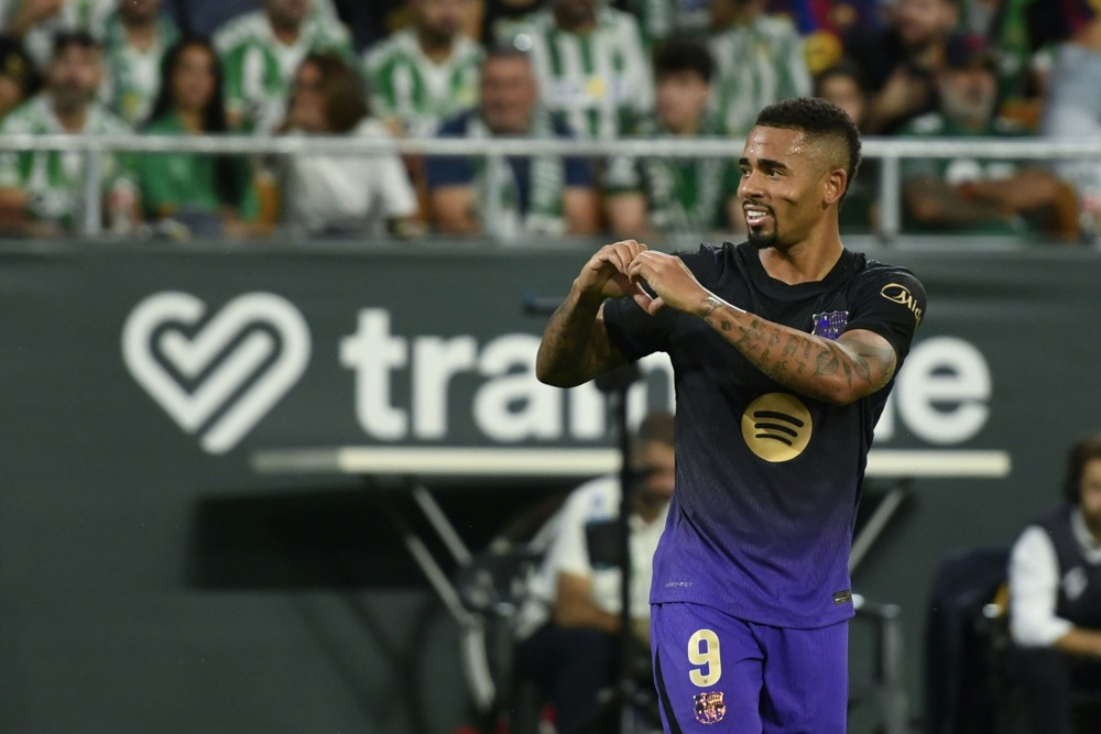 Jesus đã đến Barca thay vì Napoli. Ảnh: EPA.