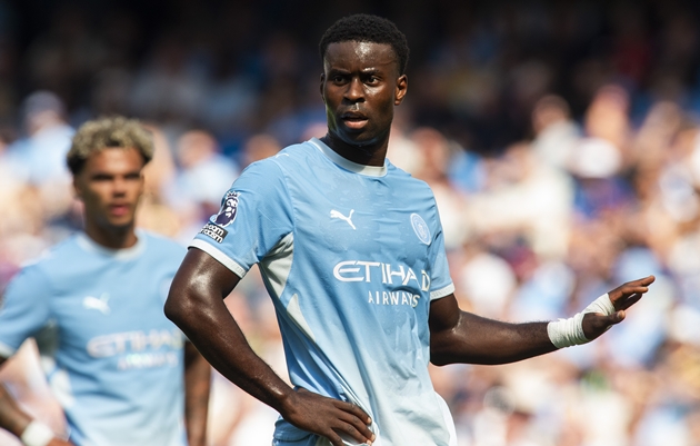 Ảnh bài viết Guehi hào hứng trước lịch thi đấu nghẹt thở của Man City