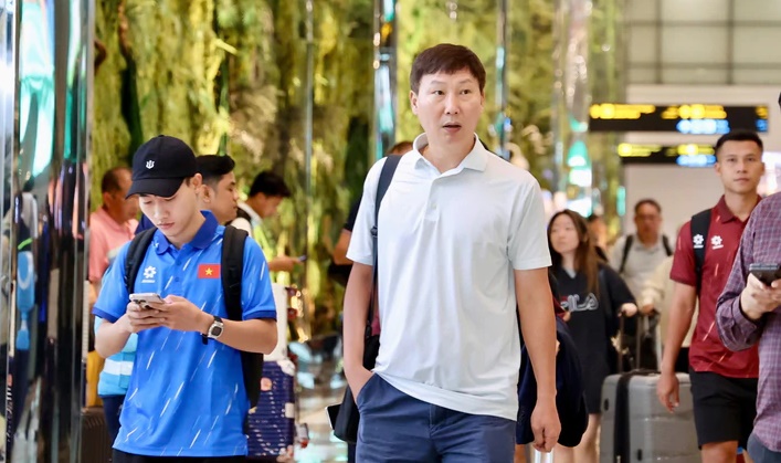 Ông Kim Sang Sik sẽ cần thêm viện binh cho hàng công. Ảnh: VFF.