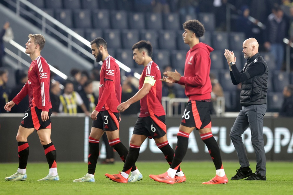 HLV Erik ten Hag khi còn dẫn dắt Man Utd. Ảnh: EPA/Erdem Sahin.