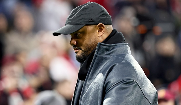 Kompany đổ bệnh trước thềm gặp Arsenal. (Ảnh: EPA Images)