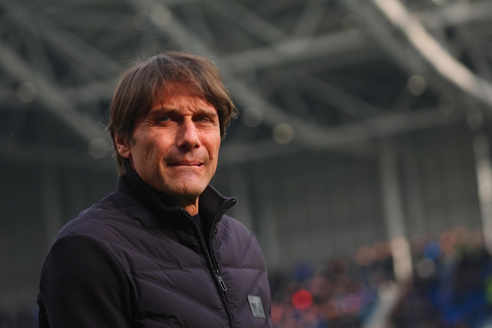 Antonio Conte c&oacute; thể kh&ocirc;ng phải l&agrave; phương &aacute;n ph&ugrave; hợp với Man Utd. Ảnh: EPA/Michele Maraviglia.
