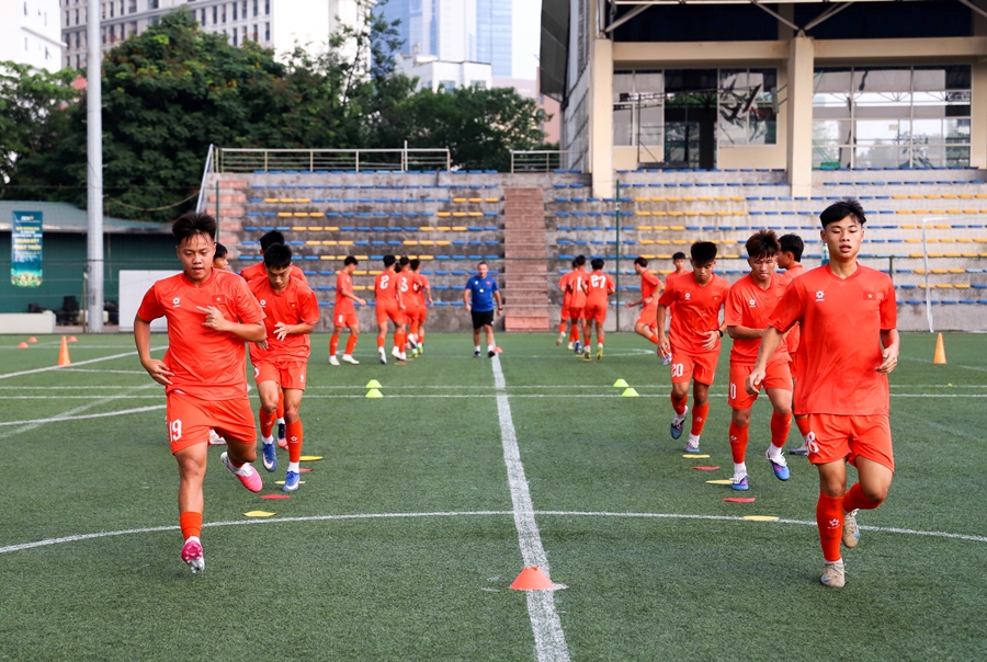 U15 Việt Nam t&iacute;ch cực tập luyện chuẩn bị cho FIFA U15 World Cup & Festival 2026. Ảnh: VFF.