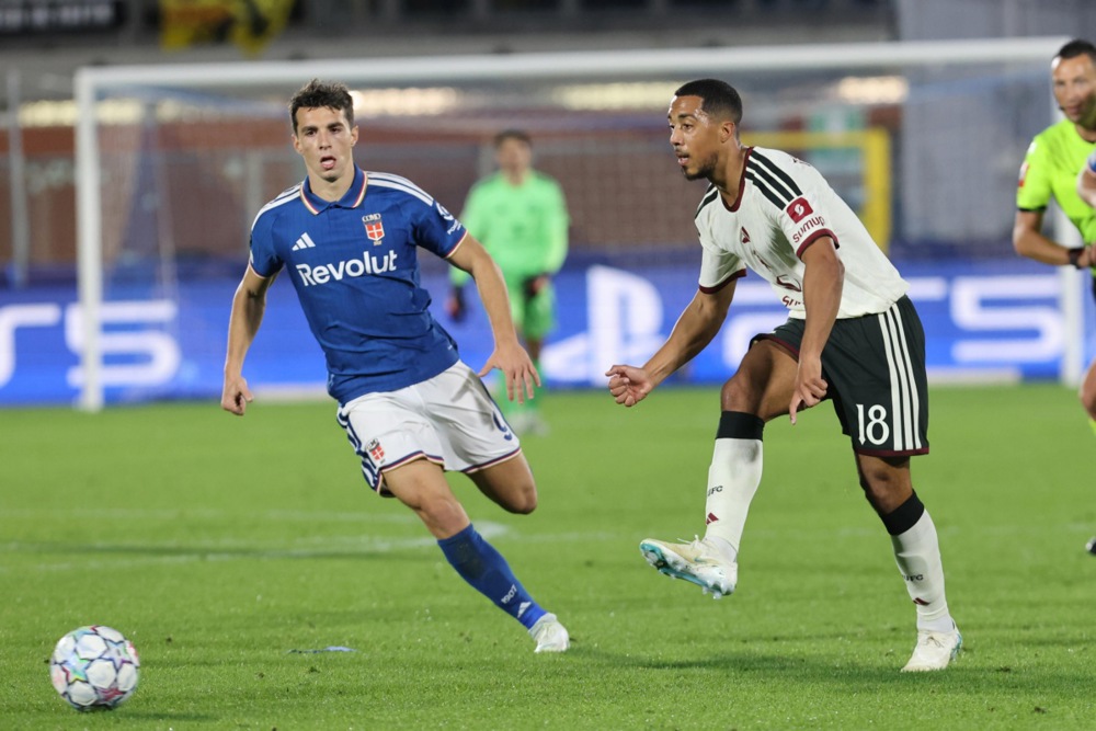 Youri Tielemans – 6,1. Tiền vệ người Bỉ được giao nhiệm vụ tổ chức lối chơi từ tuyến dưới, nhưng tầm ảnh hưởng bị hạn chế bởi khối phòng ngự tầm trung áp sát quyết liệt của Como. Ảnh: EPA.
