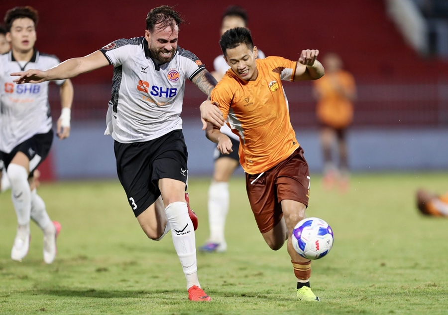 Ảnh bài viết V-League vượt Saudi Pro League về thời gian bóng lăn