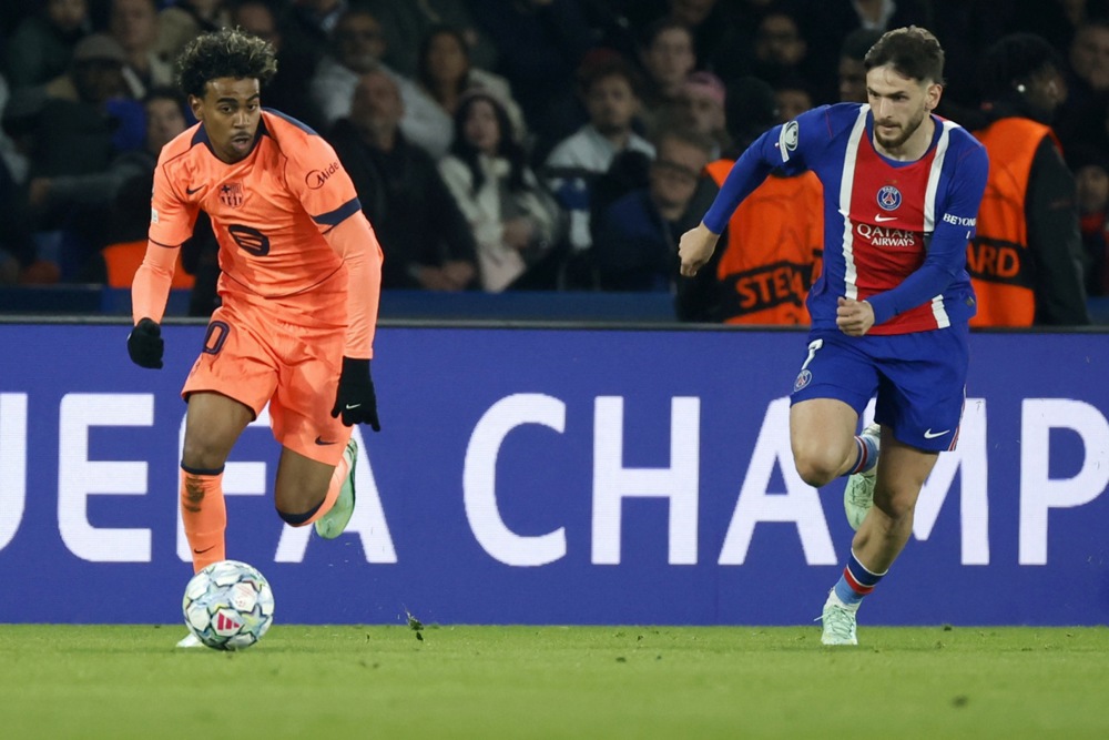 Ảnh bài viết Kvaratskhelia nghỉ hết mùa, PSG buộc phải mua sắm