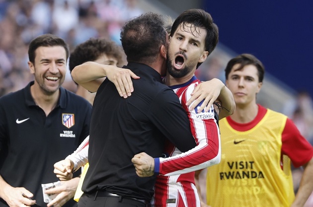 Alex Baena có thể giúp Arsenal có thêm nhiều phương án tấn công. Ảnh: EPA.