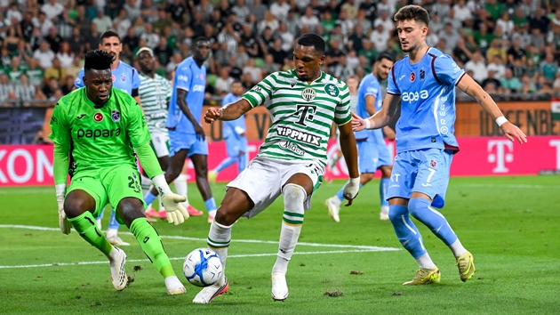 Onana tiếp tục giữ sạch lưới cho Trabzonspor. Ảnh: EPA