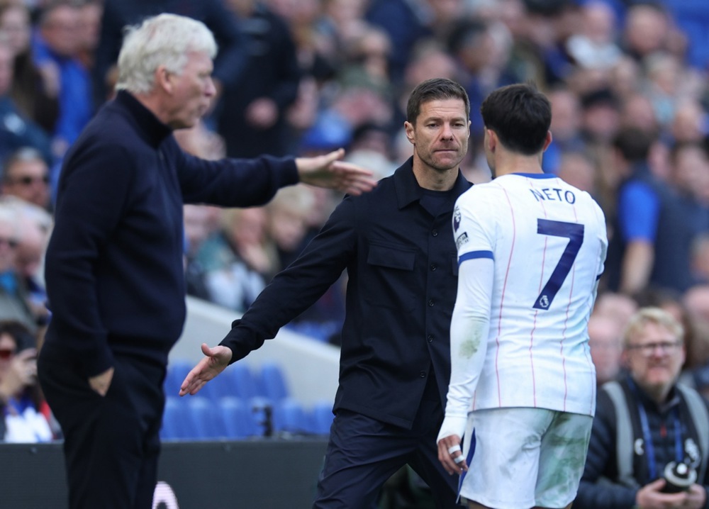 Ảnh bài viết Xabi Alonso thuyết phục Pedro Neto ở lại Chelsea ra sao?