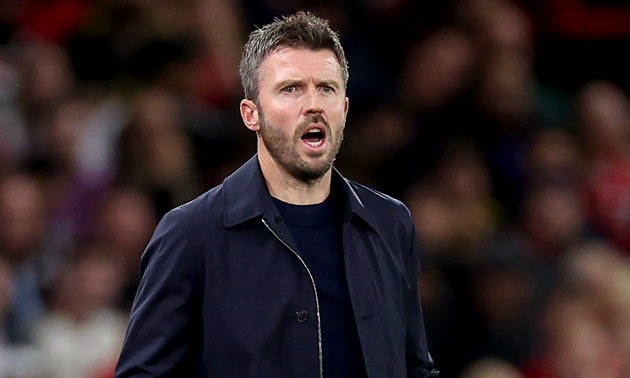 Carrick và Man Utd có vẻ cần mạnh tay trảm người. (Ảnh: EPA Images)