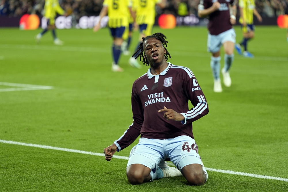 Ảnh bài viết Johan Manzambi chạy đua thể lực trước thềm đấu Man City