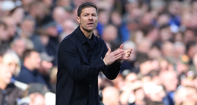 Xabi Alonso không khinh địch trước Spurs. (Ảnh: EPA Images)