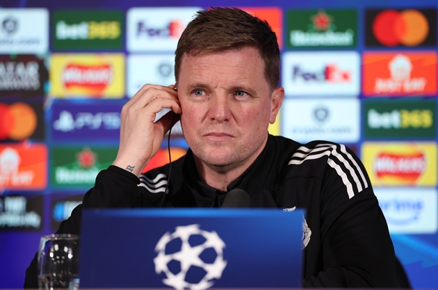 Ảnh bài viết Sẵn sàng thay Carrick, Eddie Howe đòi MU mua 4 tân binh