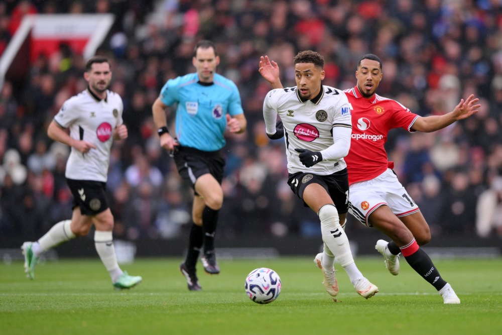 Youri Tielemans – 5,3 điểm: Tielemans không có cú sút, không tạo ra cơ hội và cũng không chạm bóng lần nào trong vòng cấm đối phương. Ảnh: EPA.