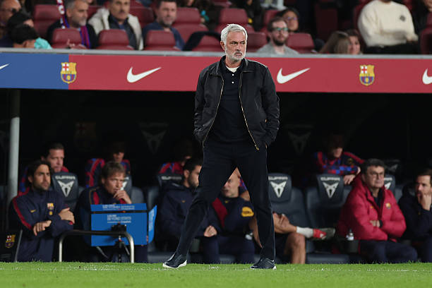 HLV Mourinho chứng tỏ đẳng cấp trước Barca. Ảnh của David Ramirez/Soccrates/Getty Images.