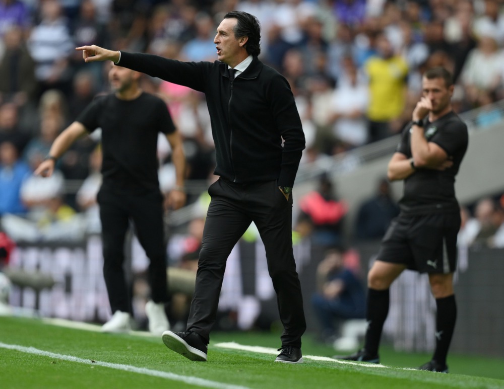 Emery để lại dấu ấn c&ugrave;ng Aston Villa. Ảnh: EPA.