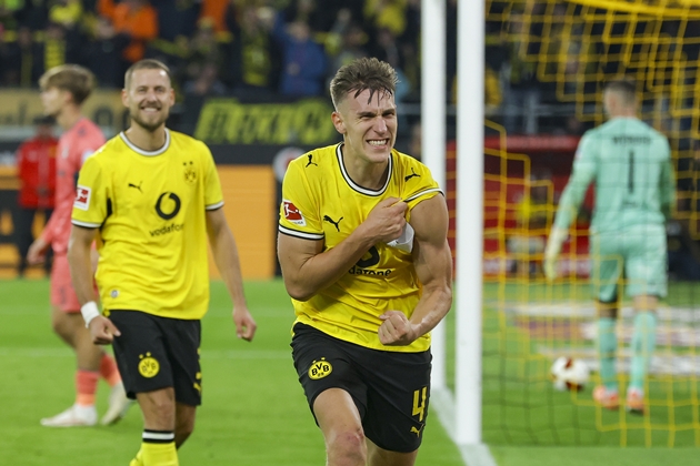 Borussia Dortmund quyết tâm đánh bại Werder Bremen. Ảnh: EPA