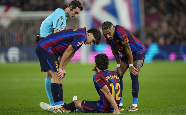 Espart nghỉ gần 2 th&aacute;ng v&igrave; chấn thương ở trận El Clasico. (Ảnh: EPA Images)