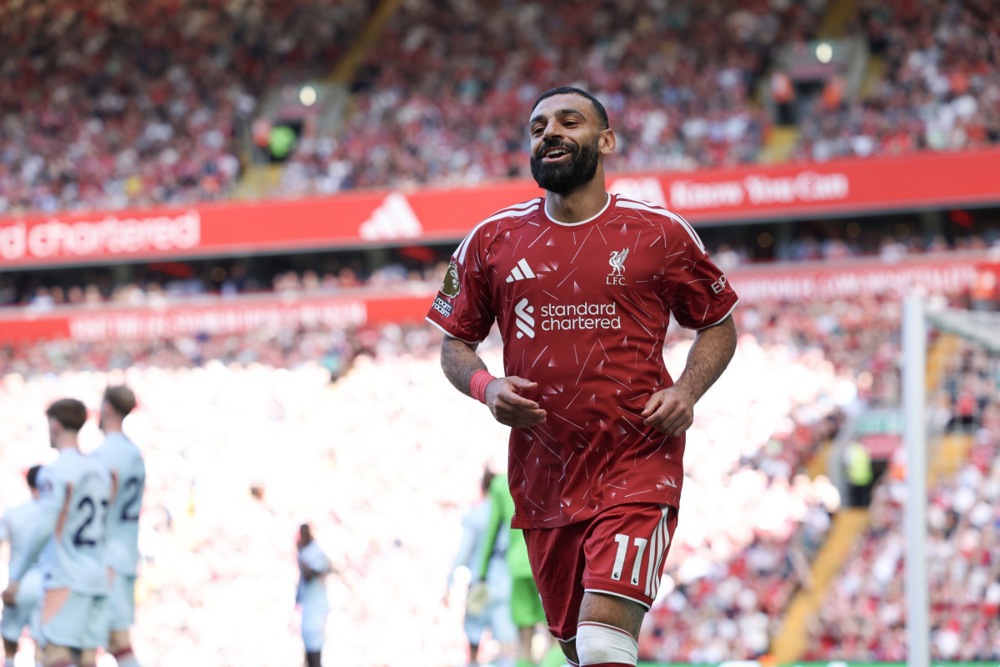 Ảnh bài viết Van Dijk thúc giục đồng đội bước lên thay thế Salah
