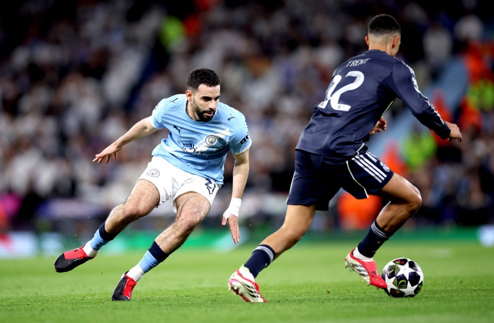 Ảnh bài viết Ait-Nouri và ván cờ tàn nhẫn giữa hai nửa thành Manchester