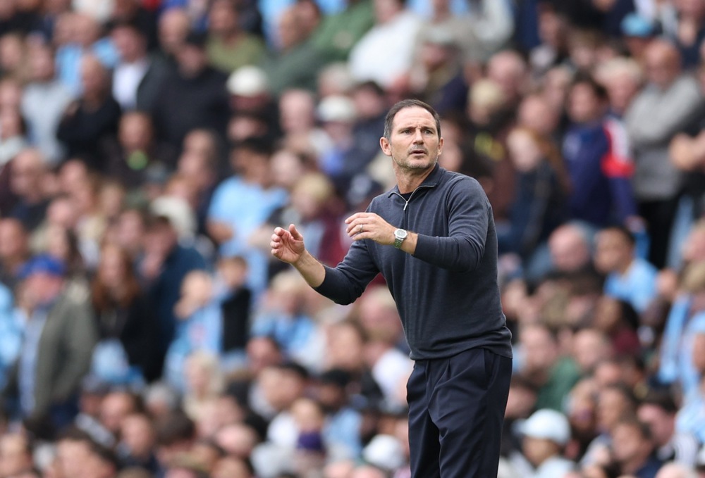 Frank Lampard đối mặt nhiều vấn đề tại Coventry City. Ảnh: EPA/Adam Vaughan.