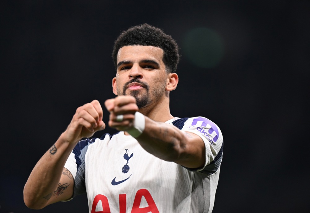 Ảnh bài viết Tottenham giữ chân Solanke và sắp thưởng Ben Davies