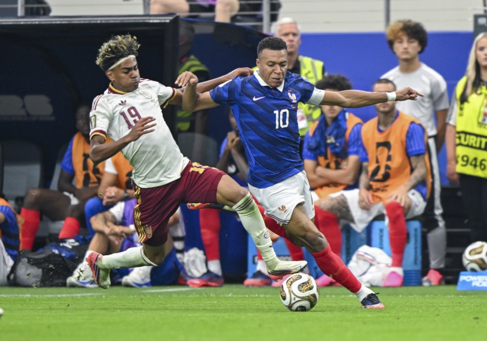 Ảnh bài viết Vì sao Mbappe và Yamal lỡ Quả bóng vàng 2026?
