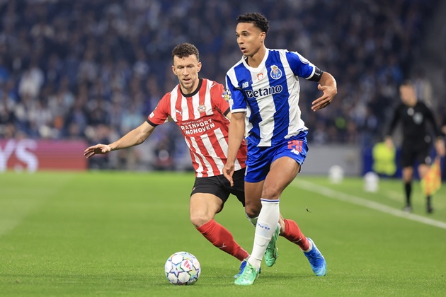 Ảnh bài viết MU quyết đấu Arsenal vụ Alberto Costa 65 triệu euro