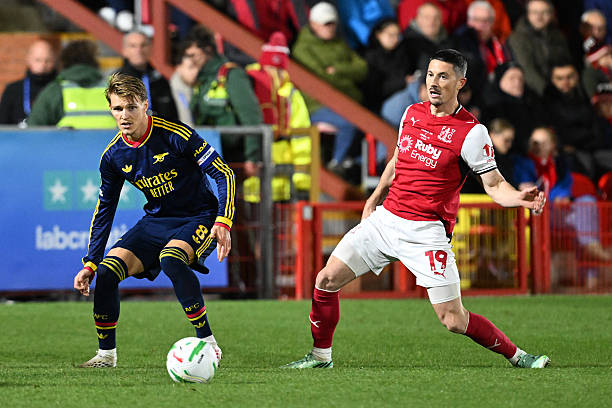 Martin Odegaard thừa nhận Arsenal gây thất vọng. Ảnh: Stuart MacFarlane/Getty Images