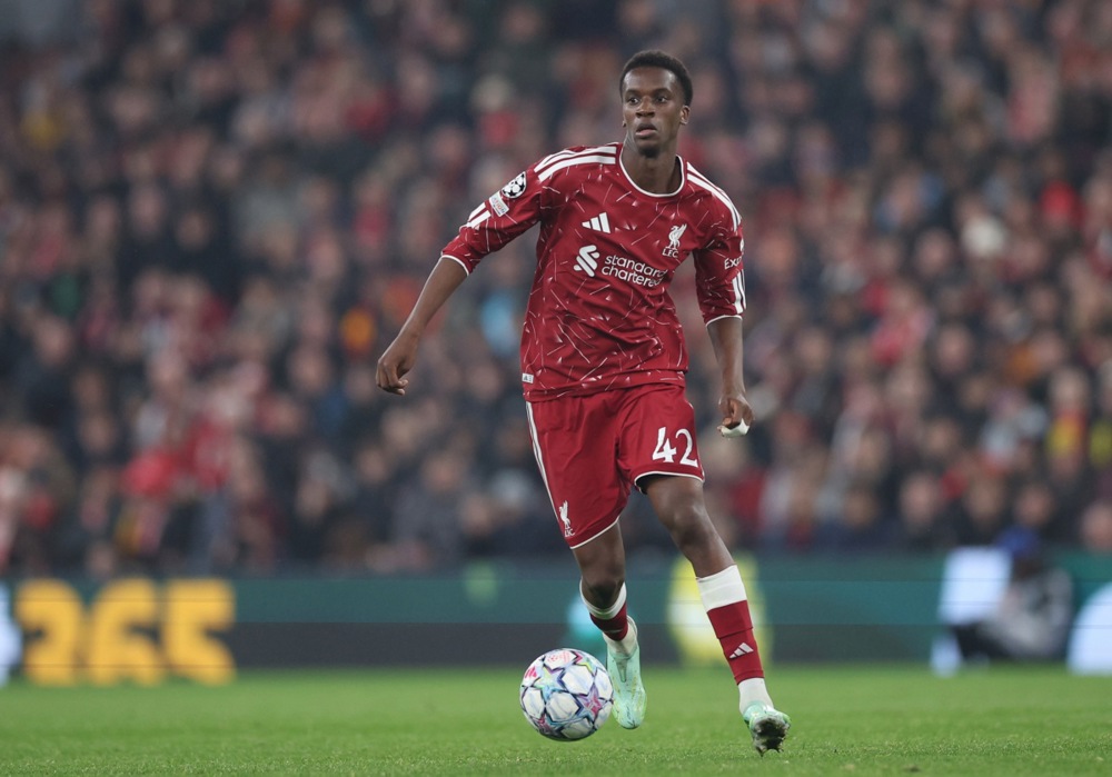 Ảnh bài viết Tỏa sáng trước Chelsea, Trey Nyoni được giục đá chính trận Arsenal