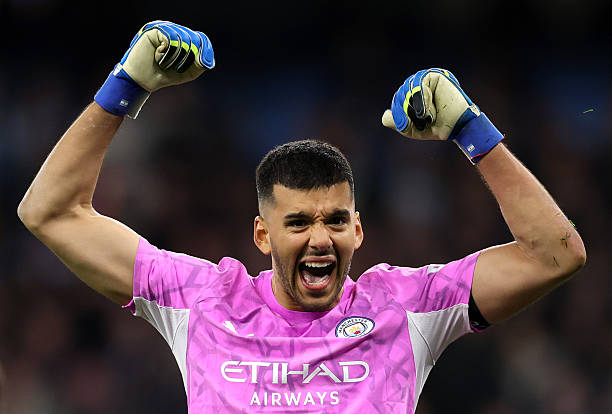 Ảnh bài viết Rulli hé lộ lời hứa cản 2 quả 11m giúp Man City đi tiếp